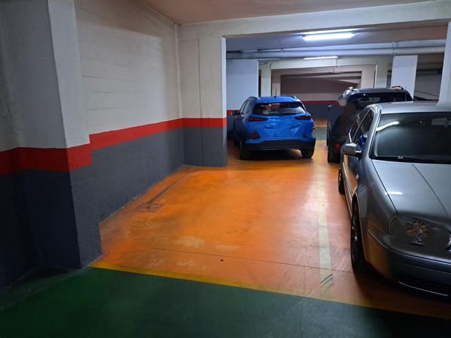 Garagem para venda em Alzira - 26 000 € (Ref: 7795967)