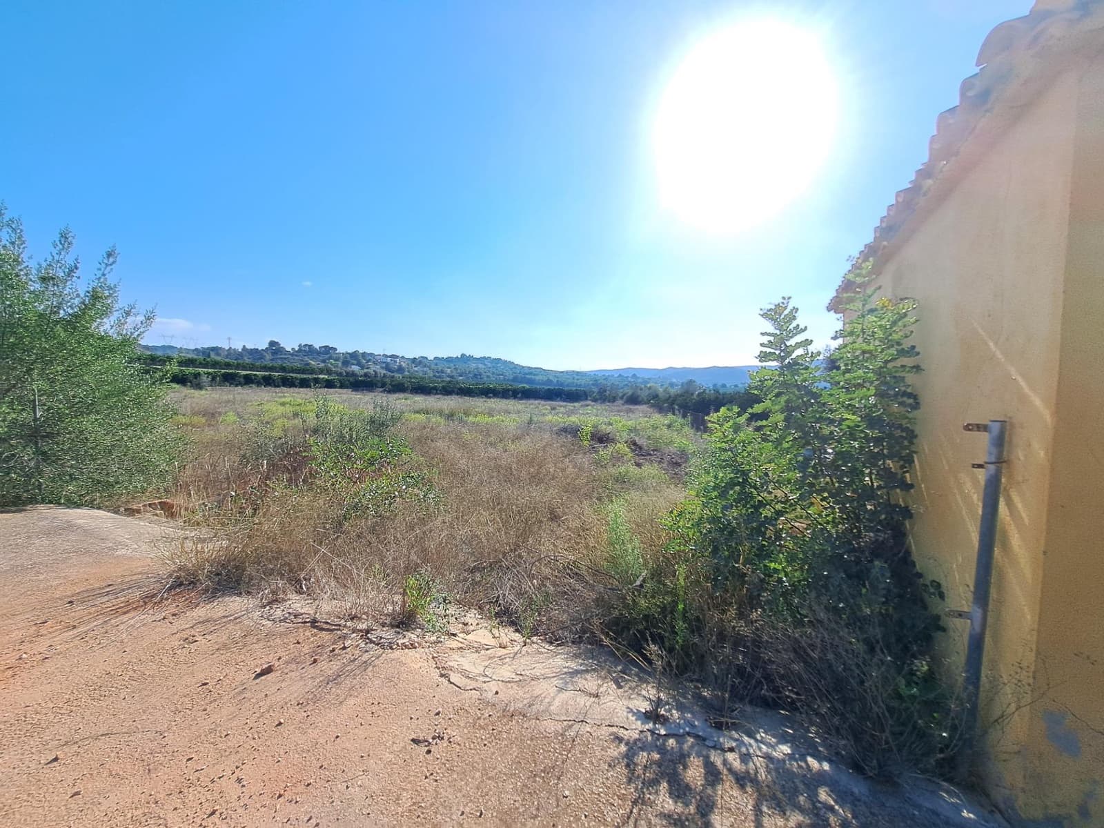 Grunde uden byggetilladelser til salg i Alberic - € 50.000 (Ref: 7798383)