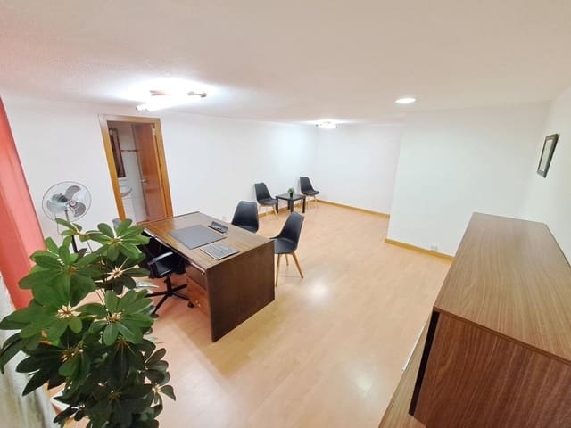 Office for rent in Alzira - € 350 (Ref: 7810423)
