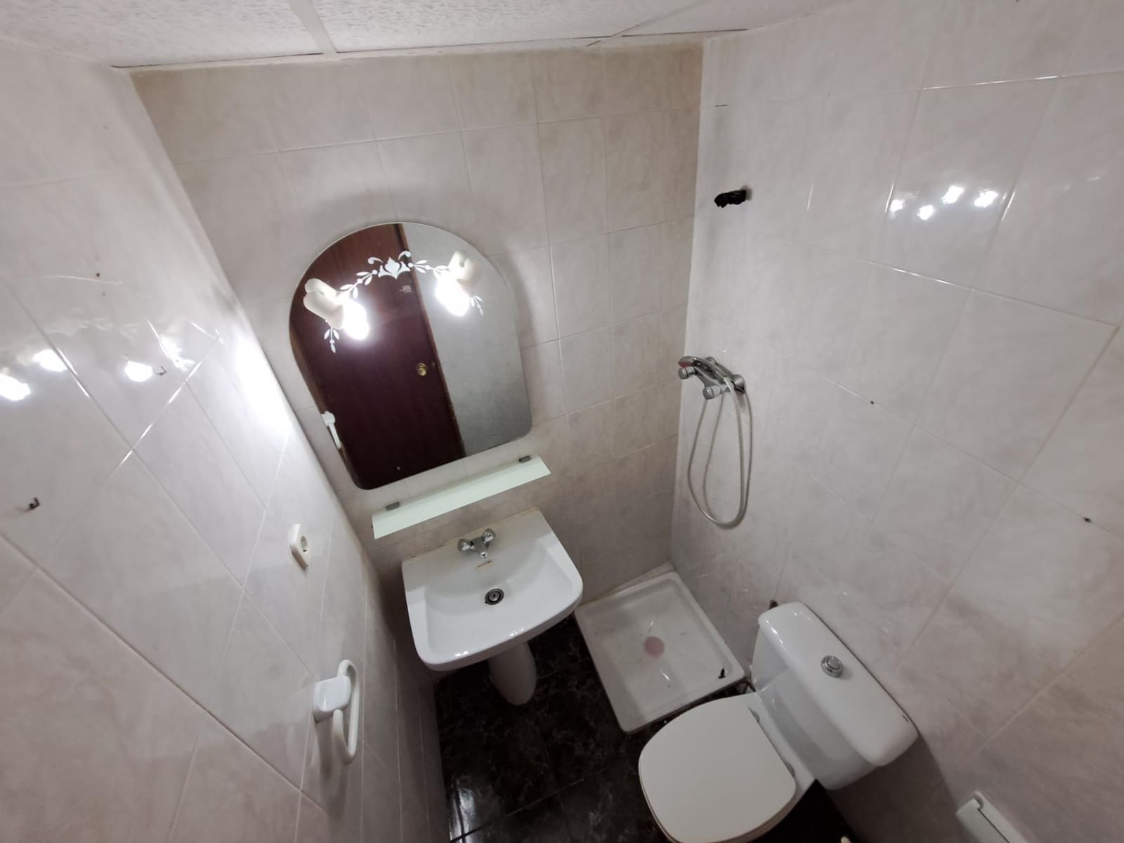 Erhverv til leje i Alzira - € 400 (Ref: 7889924)