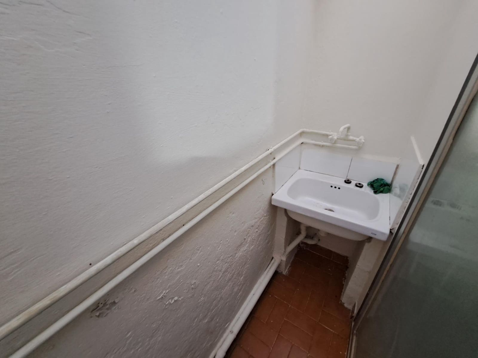 Erhverv til leje i Alzira - € 400 (Ref: 7889924)