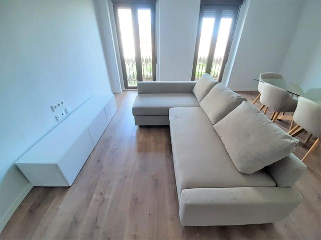 2 slaapkamer Flat te huur in Carcaixent - € 710 (Ref: 7889925)