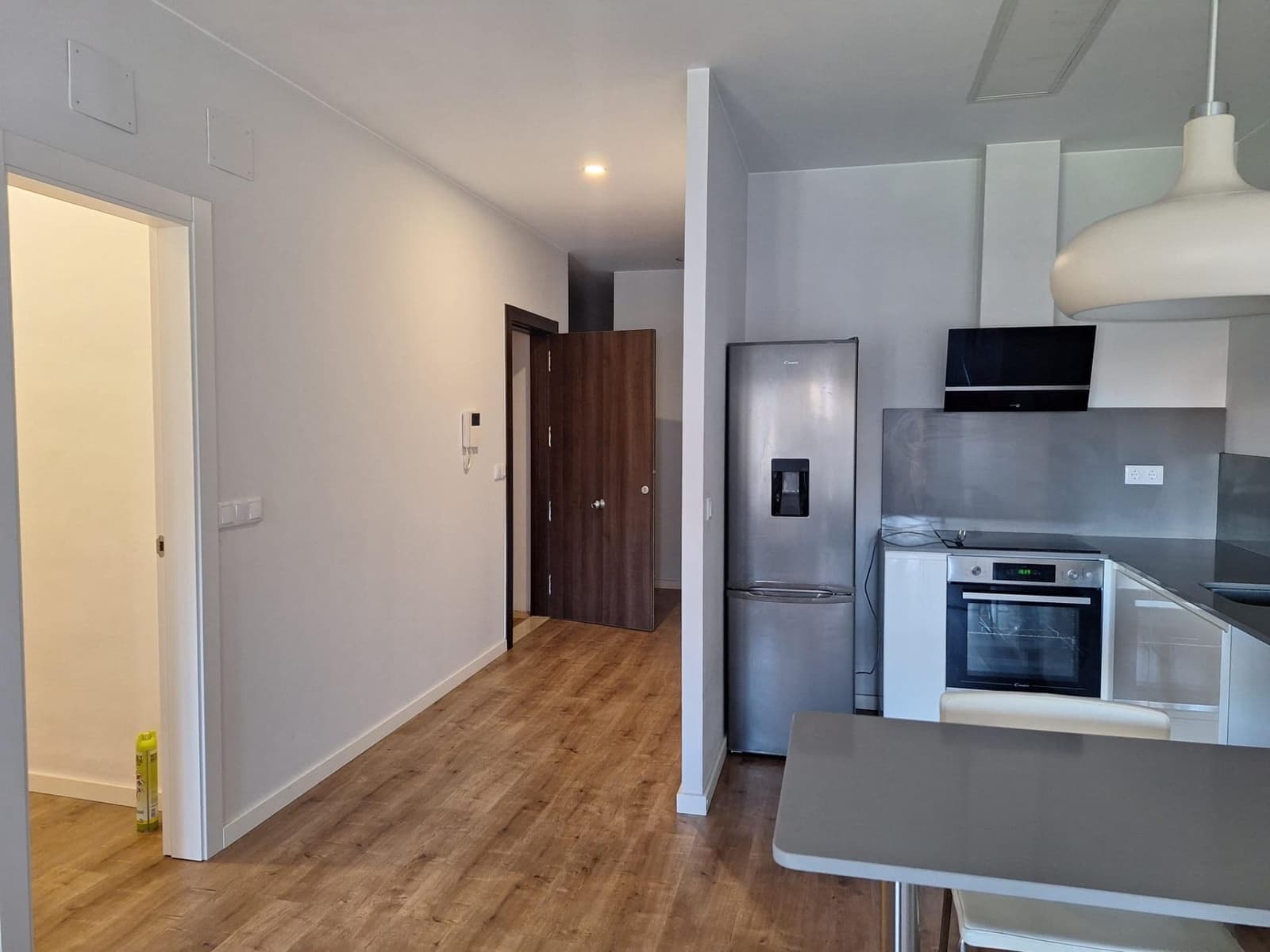 2 slaapkamer Flat te huur in Carcaixent - € 710 (Ref: 7889925)