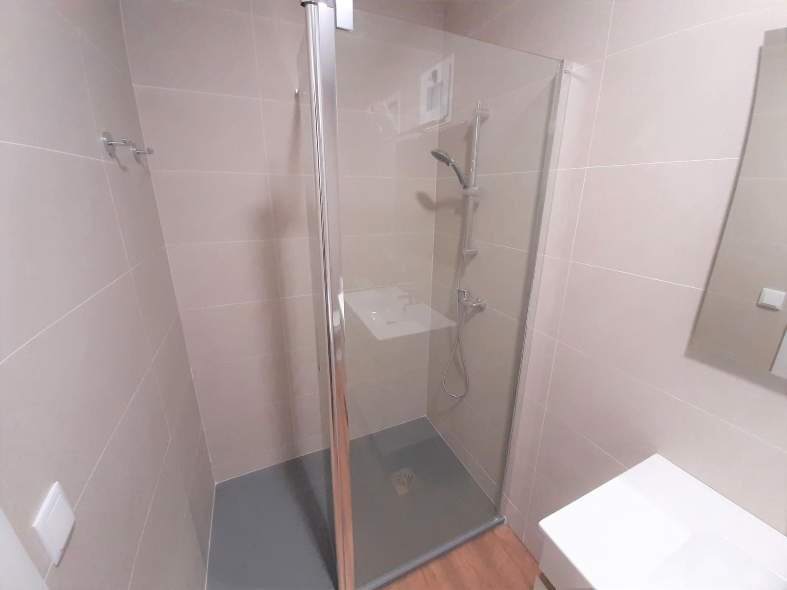 2 slaapkamer Flat te huur in Carcaixent - € 710 (Ref: 7889925)