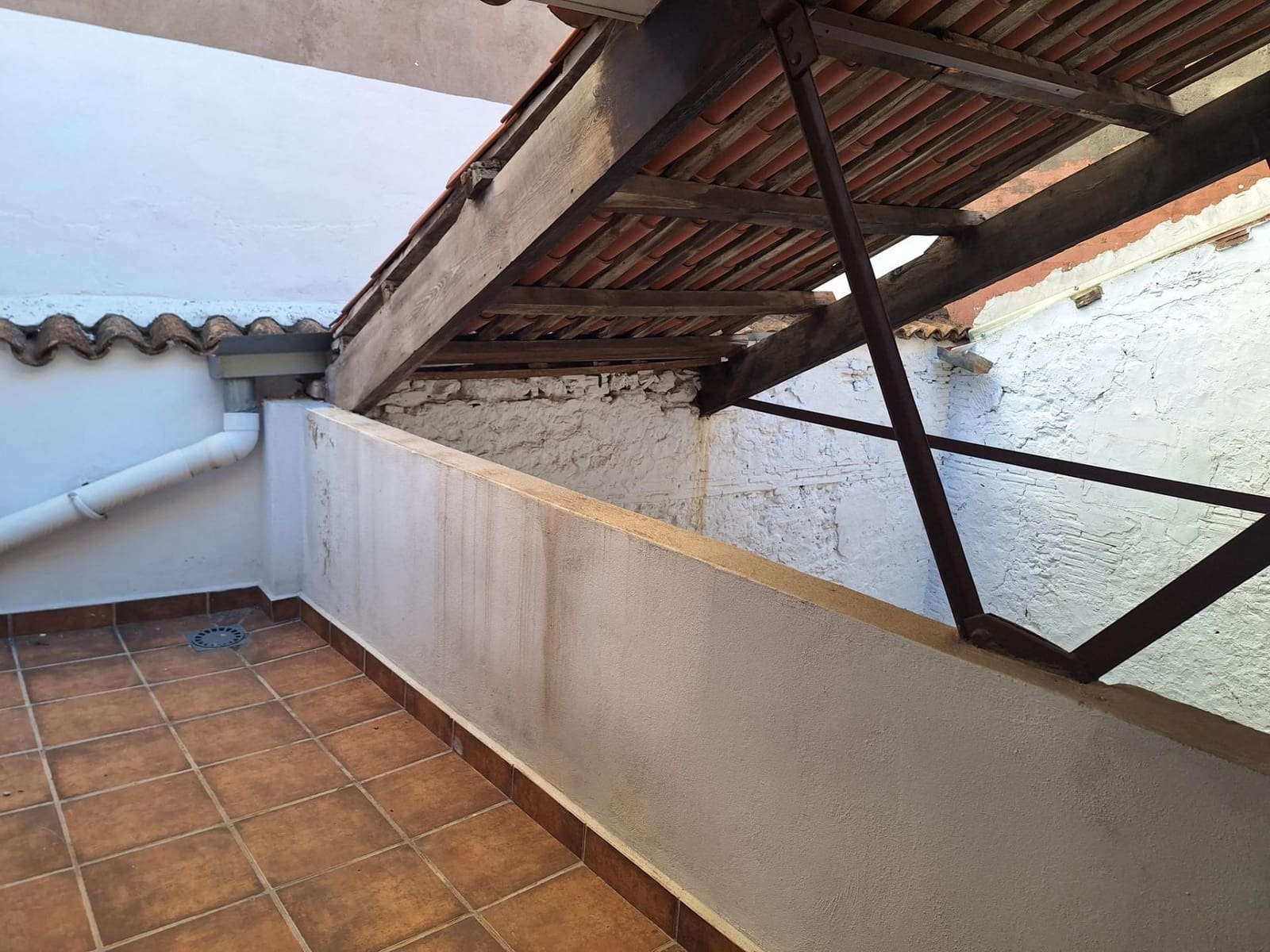 2 slaapkamer Flat te huur in Carcaixent - € 710 (Ref: 7889925)