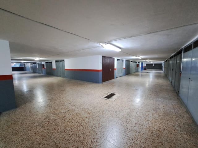 Garaż na sprzedaż w Alzira - 14 500 € (Ref: 7889927)