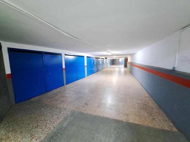 Garaż na sprzedaż w Alzira - 14 500 € (Ref: 7889927)