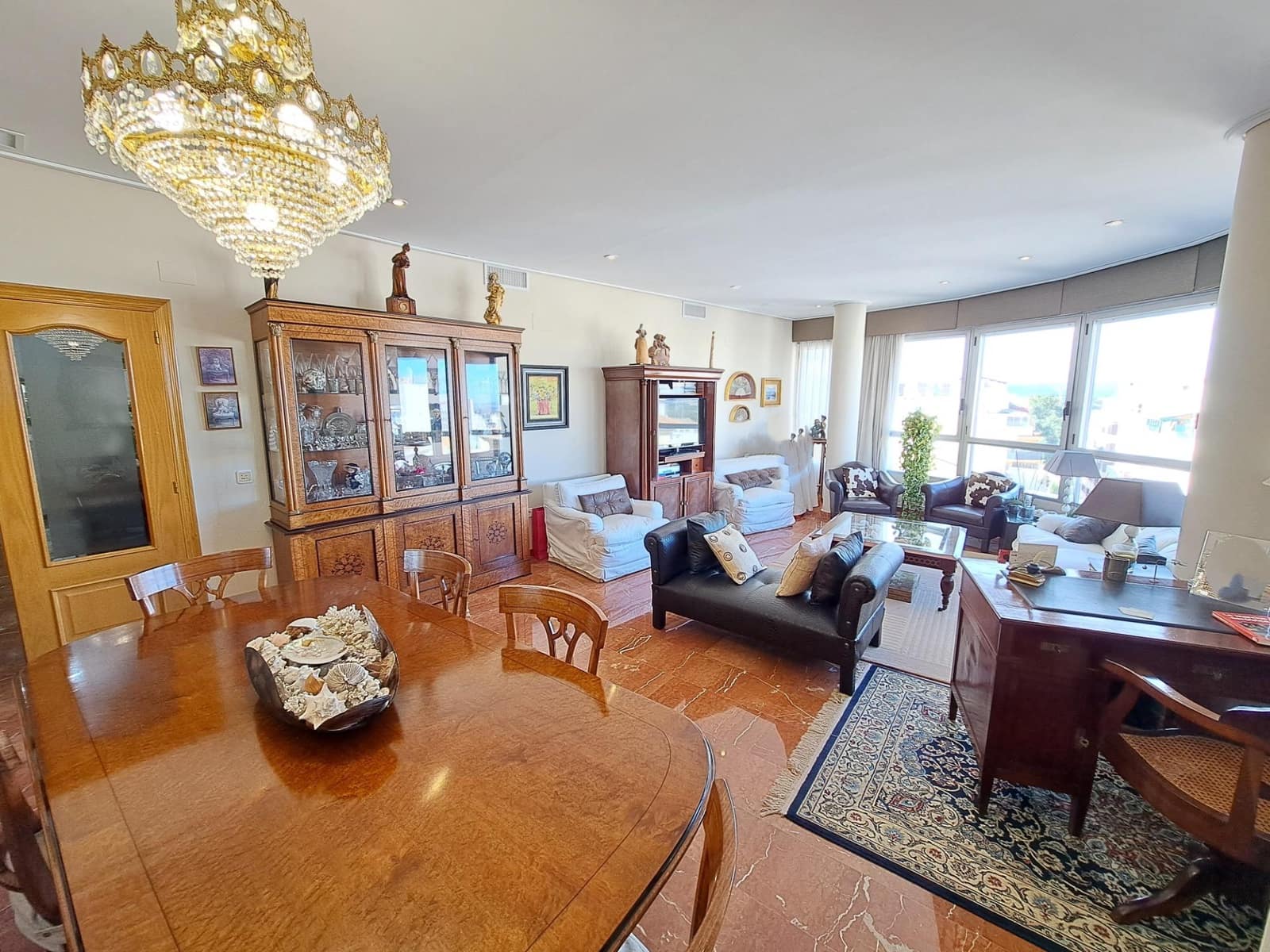 4 soveværelse Lejlighed til salg i Alzira med garage - € 470.000 (Ref: 7904532)