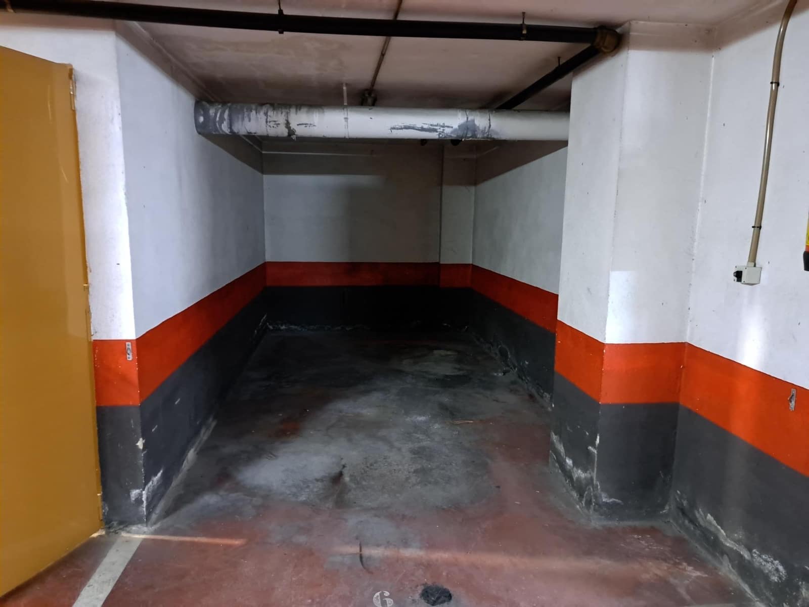 Garagem para venda em Alzira - 8 000 € (Ref: 7998533)