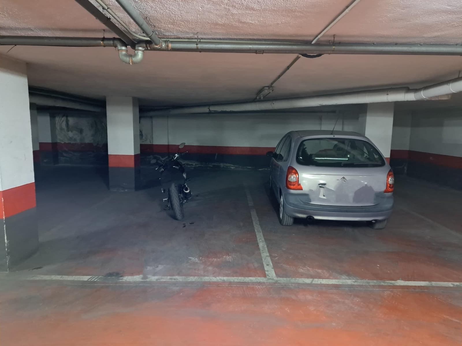 Garagem para venda em Alzira - 8 000 € (Ref: 7998533)