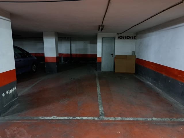 Garagem para venda em Alzira - 8 000 € (Ref: 7998533)