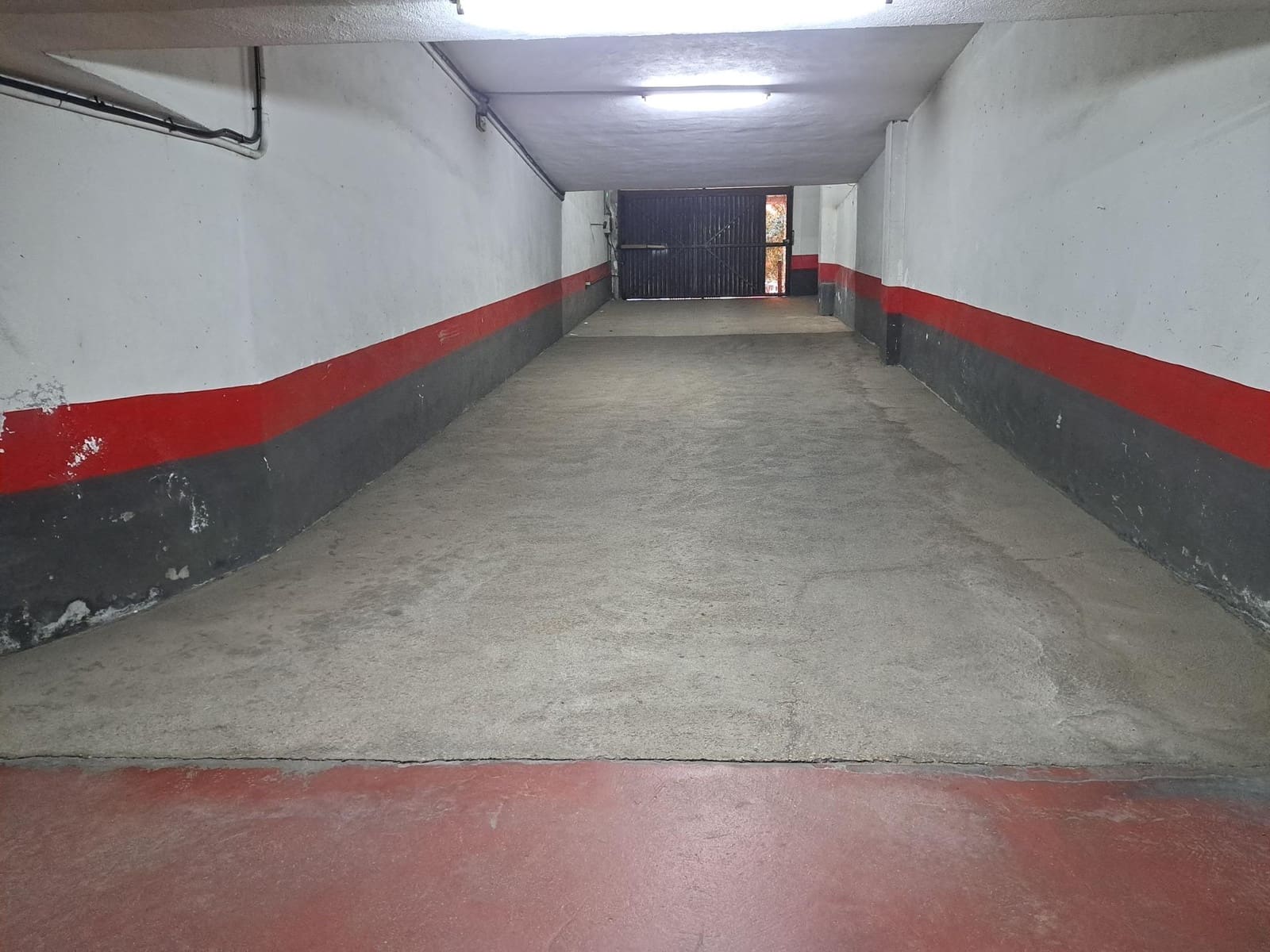 Garagem para venda em Alzira - 8 000 € (Ref: 7998533)