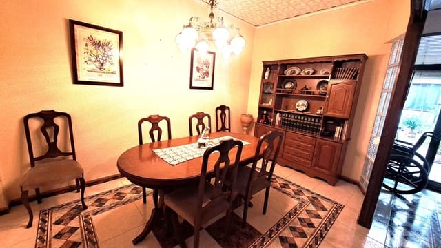 5 sypialnia Dom na sprzedaż w Carcaixent - 215 000 € (Ref: 8032919)