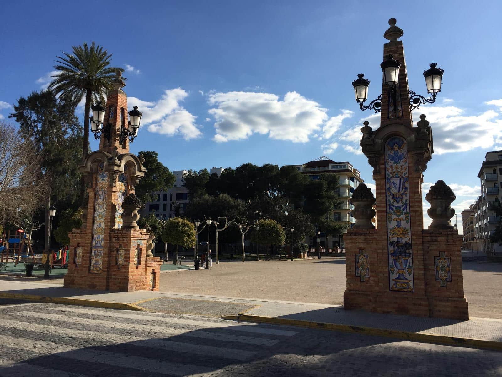 5 soveværelse Byhus til salg i Carcaixent - € 215.000 (Ref: 8032919)