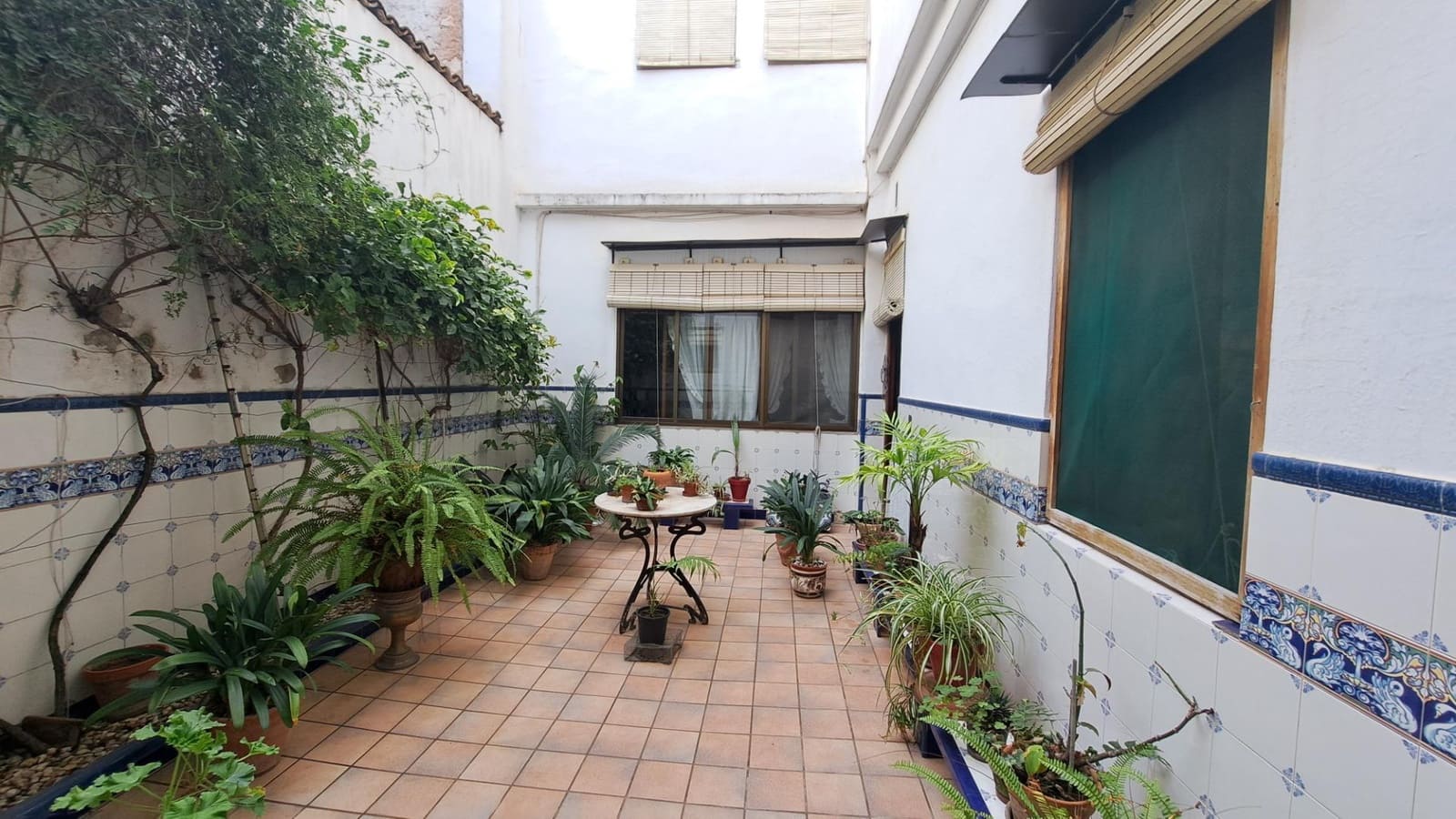 5 soveværelse Byhus til salg i Carcaixent - € 215.000 (Ref: 8032919)