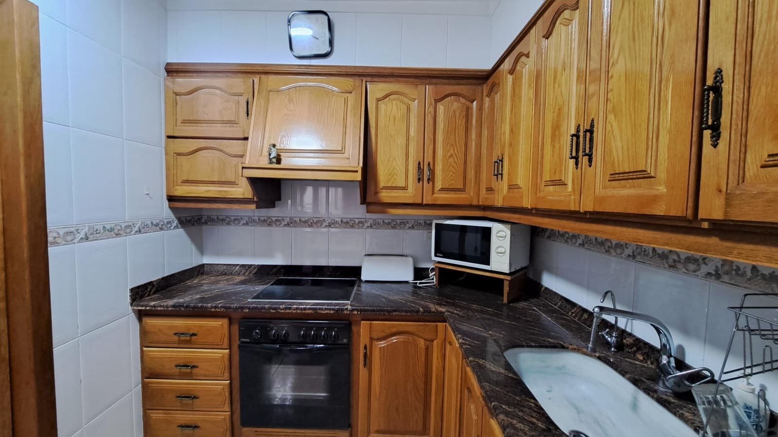 5 soveværelse Byhus til salg i Carcaixent - € 215.000 (Ref: 8032919)