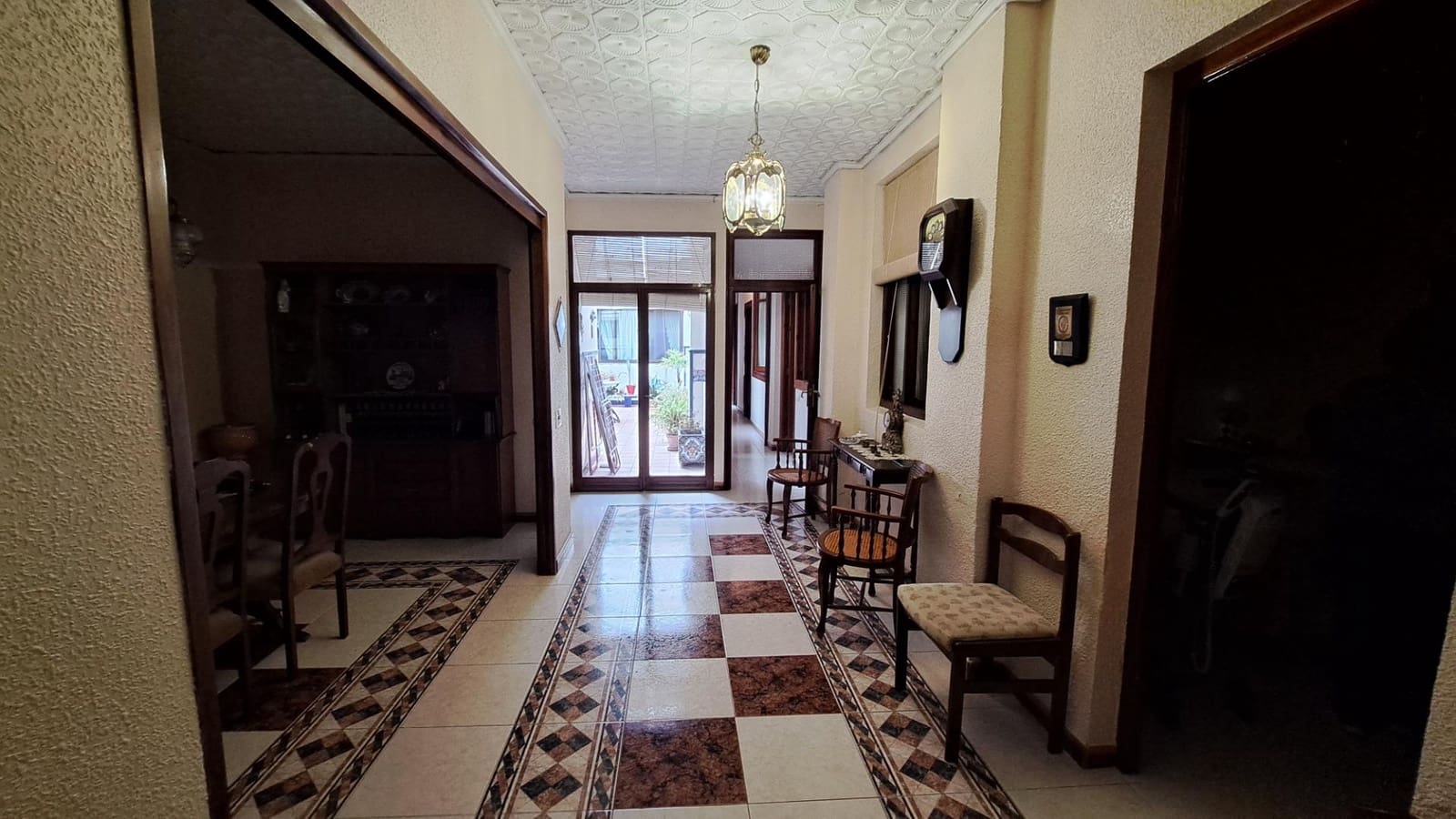 5 soveværelse Byhus til salg i Carcaixent - € 215.000 (Ref: 8032919)