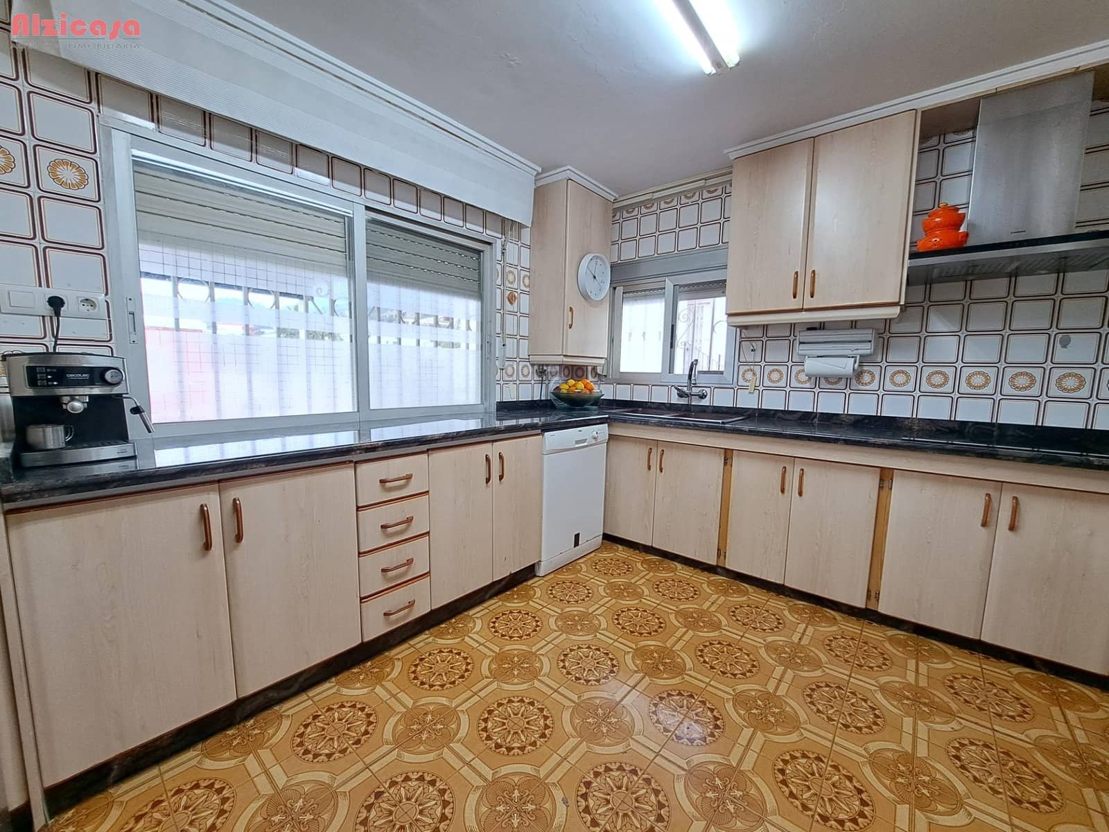 4 soveværelse Villa til salg i Corbera - € 195.000 (Ref: 8083367)