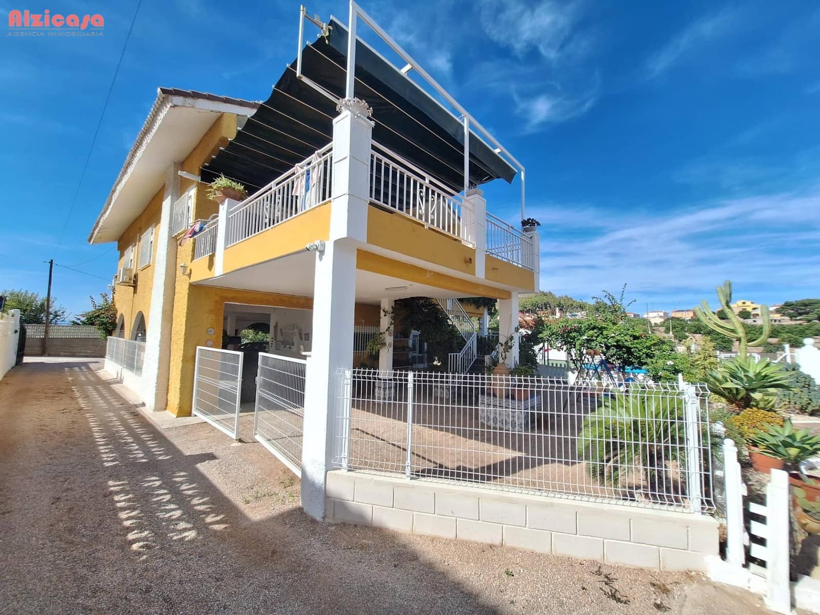 4 soveværelse Villa til salg i Corbera - € 195.000 (Ref: 8083367)