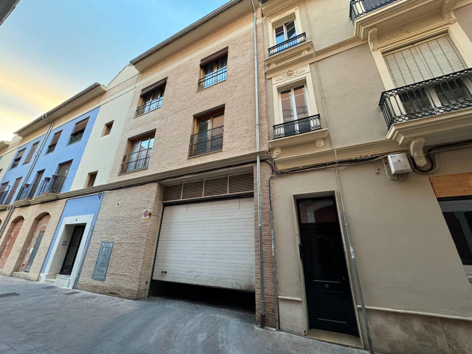Garage til salg i Alzira - € 20.000 (Ref: 8092689)