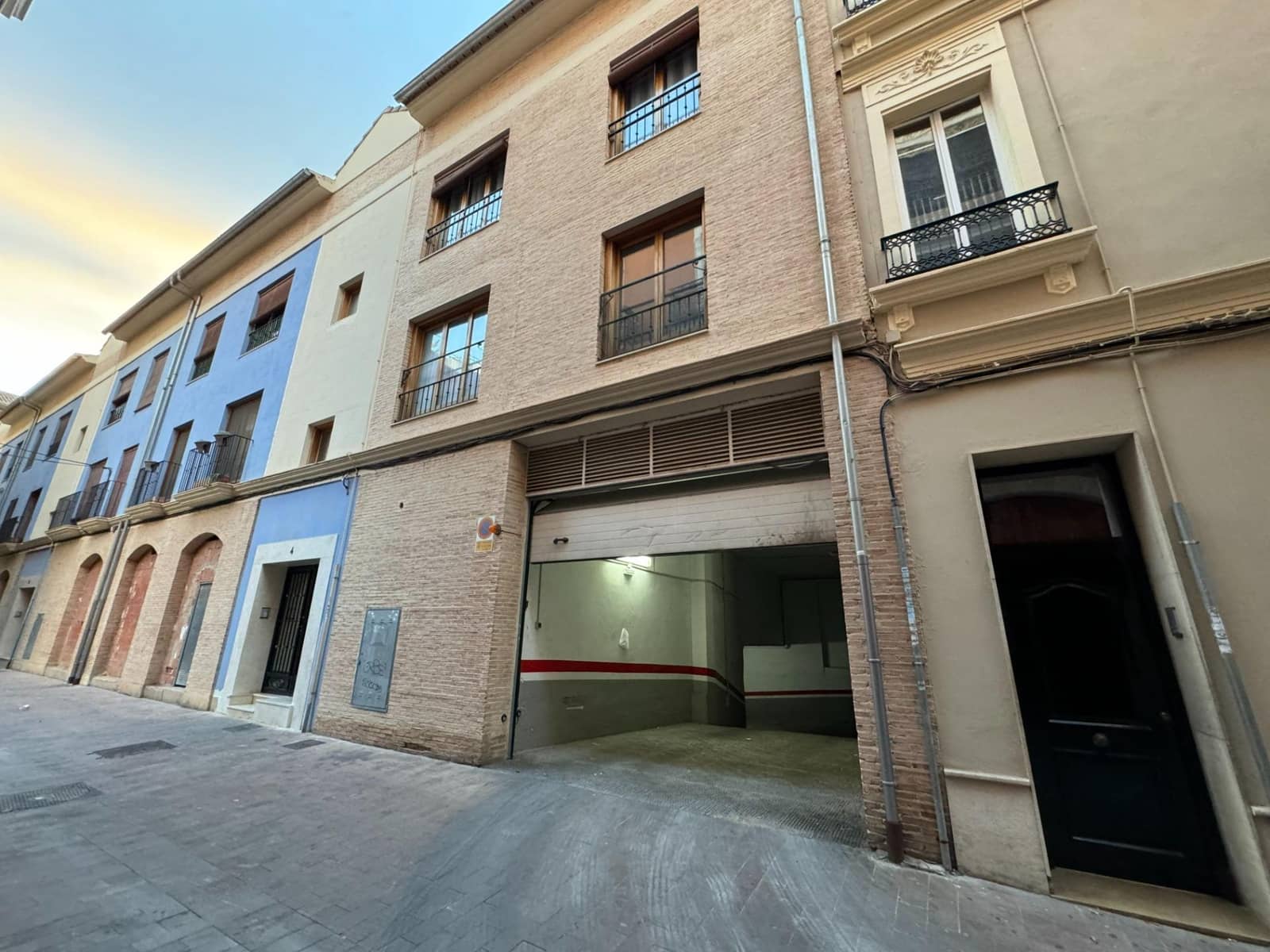 Garage til salg i Alzira - € 20.000 (Ref: 8092689)