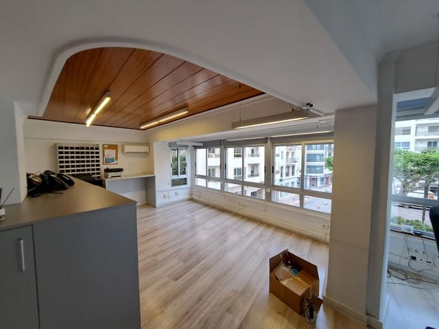 3 sypialnia Biuro do wynajęcia w Alzira - 600 € (Ref: 8155083)