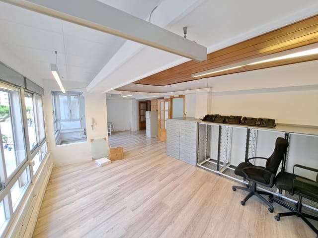 3 sypialnia Biuro do wynajęcia w Alzira - 600 € (Ref: 8155083)