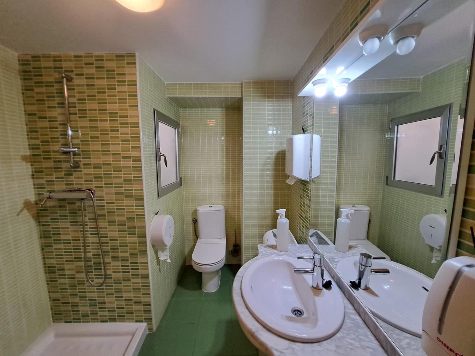 3 slaapkamer Kantoor te huur in Alzira - € 600 (Ref: 8155083)