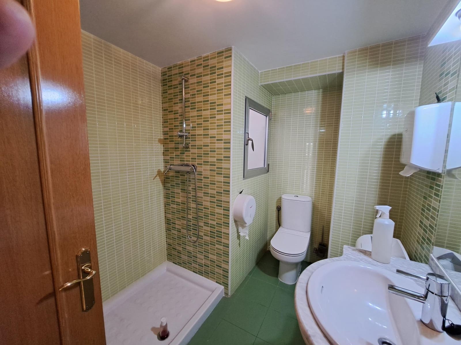 3 slaapkamer Kantoor te huur in Alzira - € 600 (Ref: 8155083)