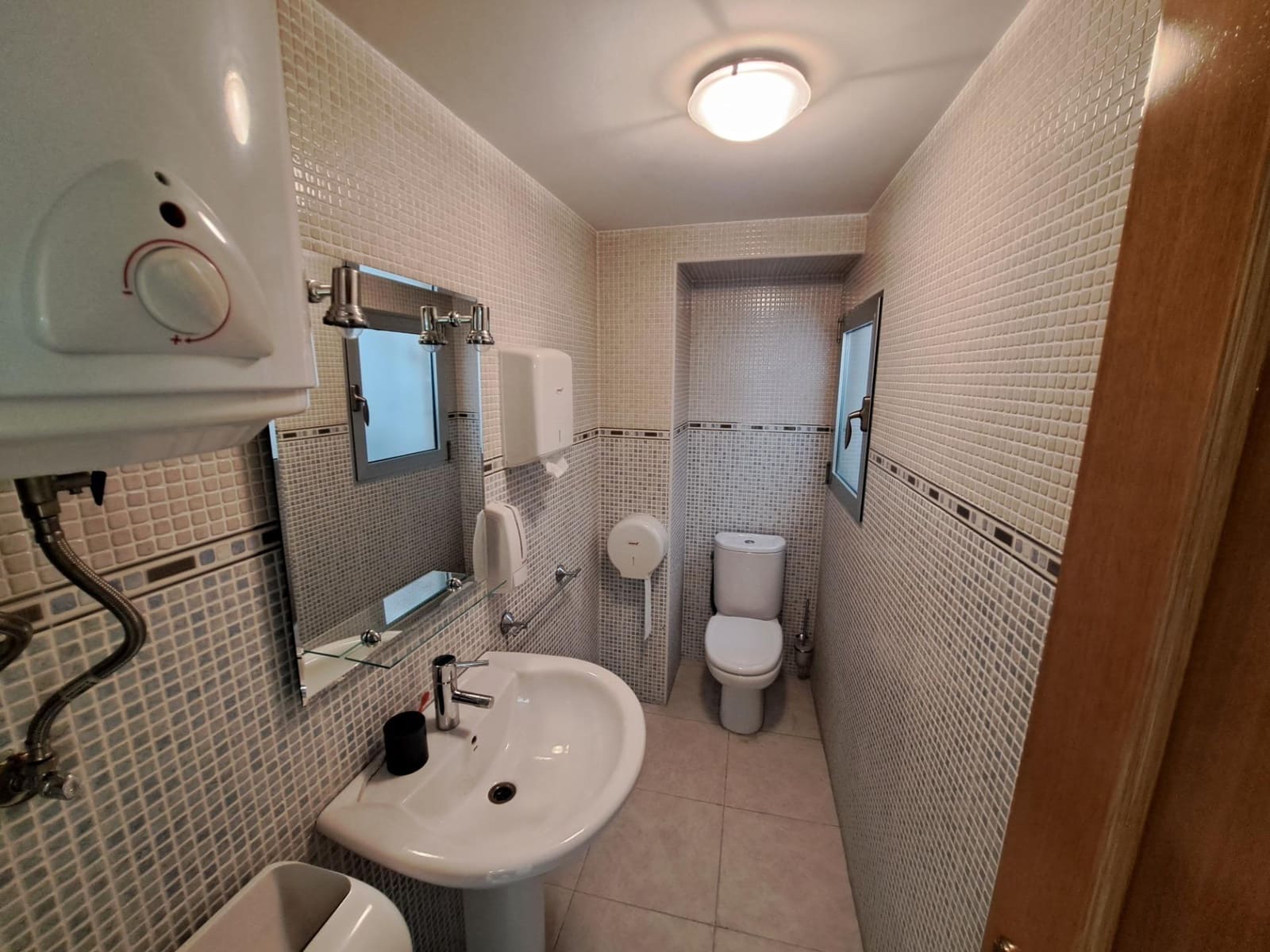 3 slaapkamer Kantoor te huur in Alzira - € 600 (Ref: 8155083)