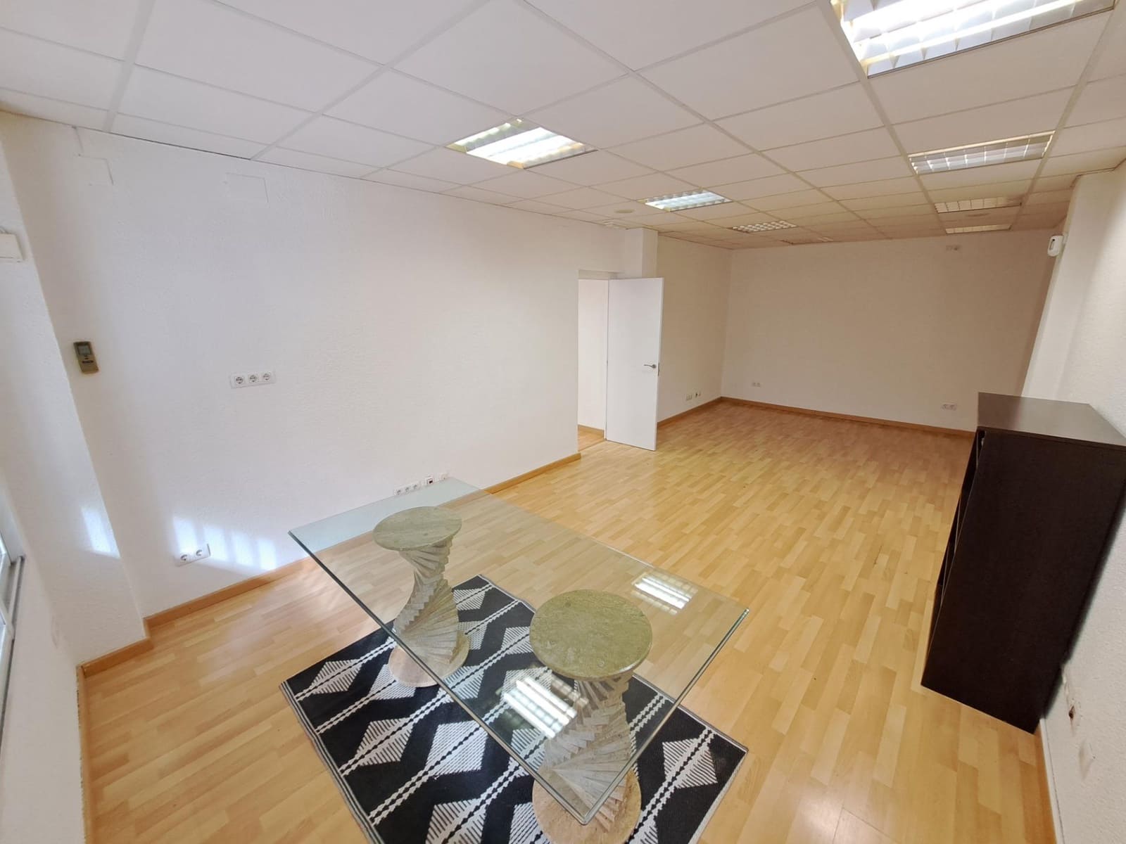 Office for sale in Alzira - € 100,000 (Ref: 8167256)