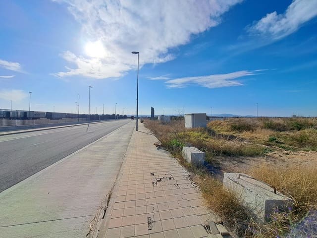Solar/Parcela en Alzira en venta - 442.000 € (Ref: 8194131)