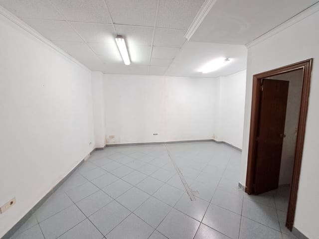 Kommersiell til leie i Alzira - € 950 (Ref: 8197679)