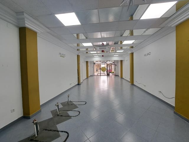 Kommersiell att hyra i Alzira - 950 € (Ref: 8197679)