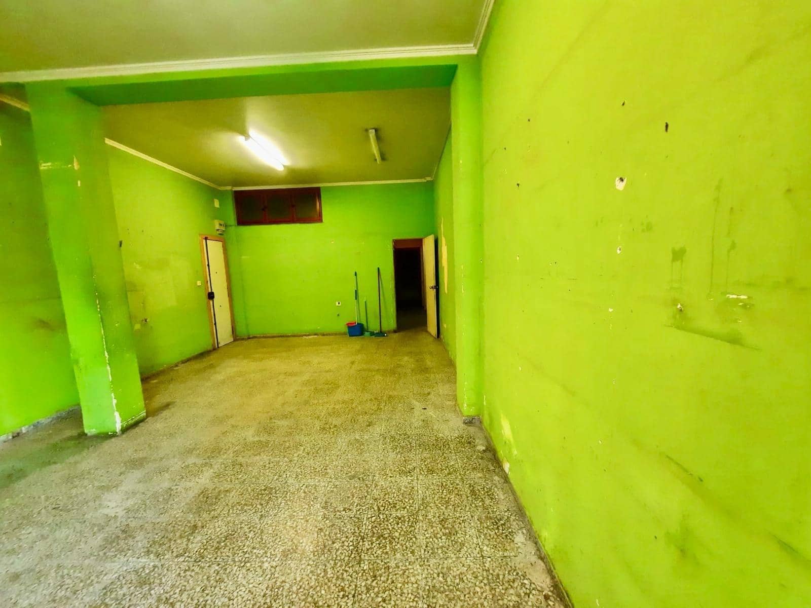 Erhverv til salg i Albalat de la Ribera - € 55.000 (Ref: 8202019)