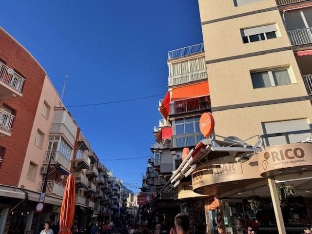 3 makuuhuone Huoneisto myytävänä paikassa Levante, Benidorm - 315 000 € (Ref: 8217105)