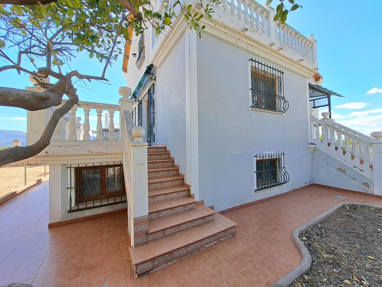 5 soverom Villa til salgs i Riola med garasje - € 320 000 (Ref: 8245444)