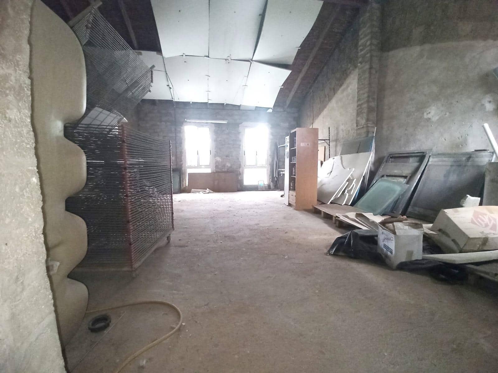 Kommersiell til salgs i Corbera - € 80 000 (Ref: 8287021)