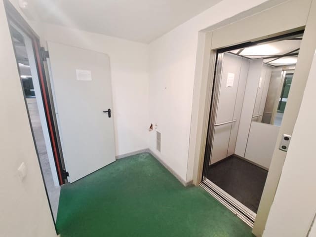 Garagem para venda em Alzira - 14 500 € (Ref: 8300846)