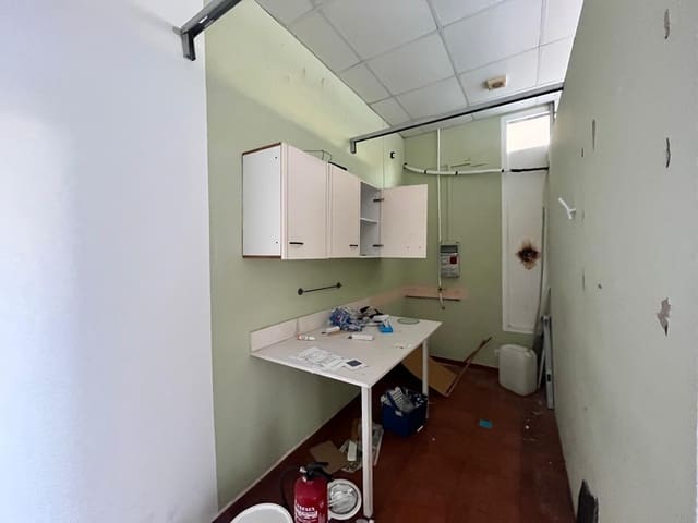 Komercyjne na sprzedaż w Carcaixent - 65 000 € (Ref: 8327706)