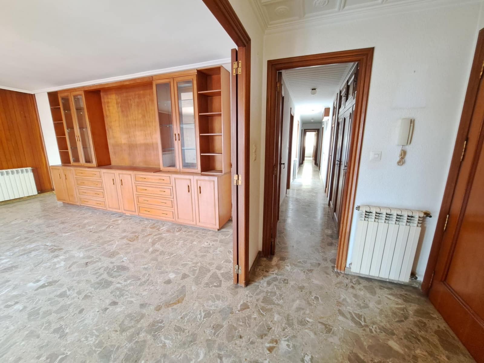 5 soveværelse Penthouse til salg i Carcaixent med garage - € 250.000 (Ref: 8327707)