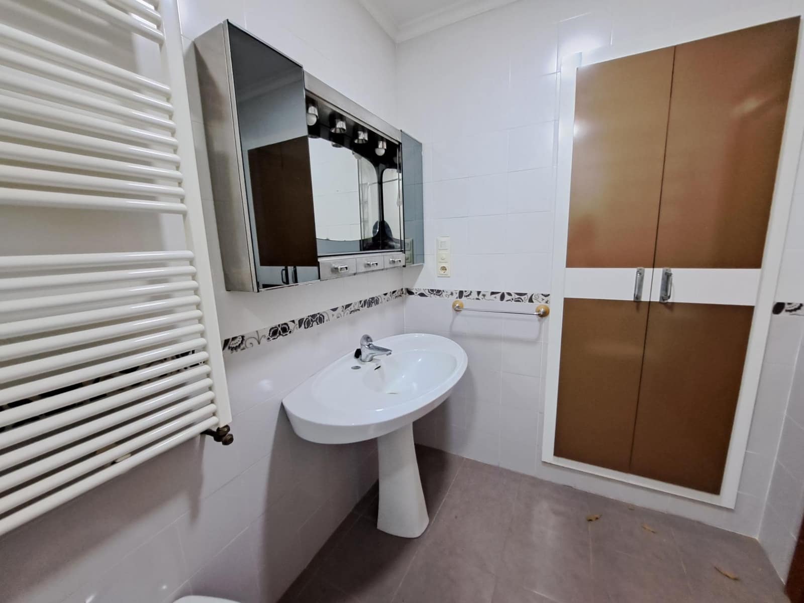 5 soveværelse Penthouse til salg i Carcaixent med garage - € 250.000 (Ref: 8327707)