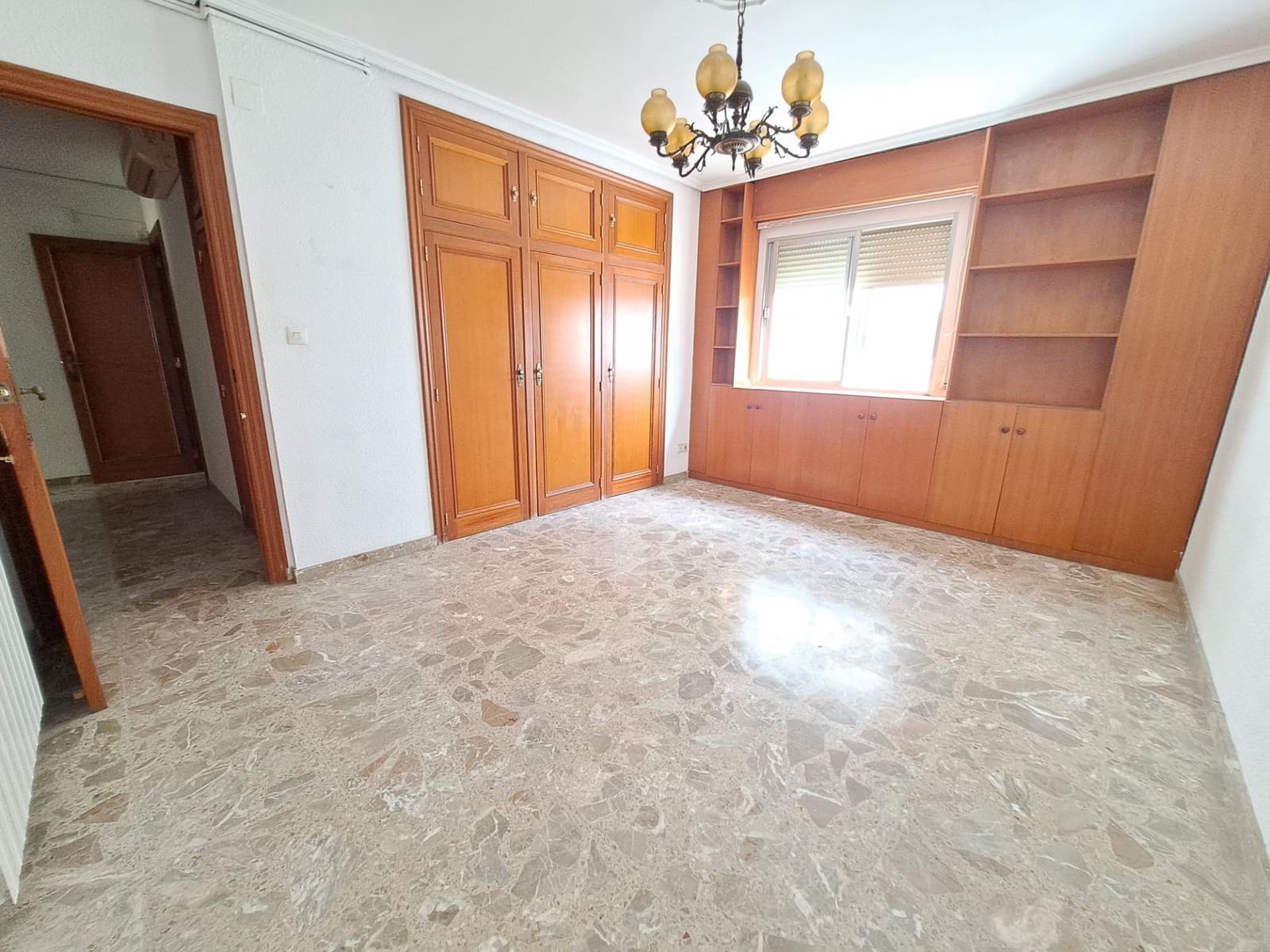 5 soveværelse Penthouse til salg i Carcaixent med garage - € 250.000 (Ref: 8327707)