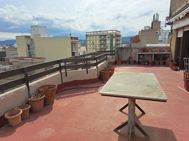 5 slaapkamer Penthouse te koop in Carcaixent met garage - € 250.000 (Ref: 8327707)