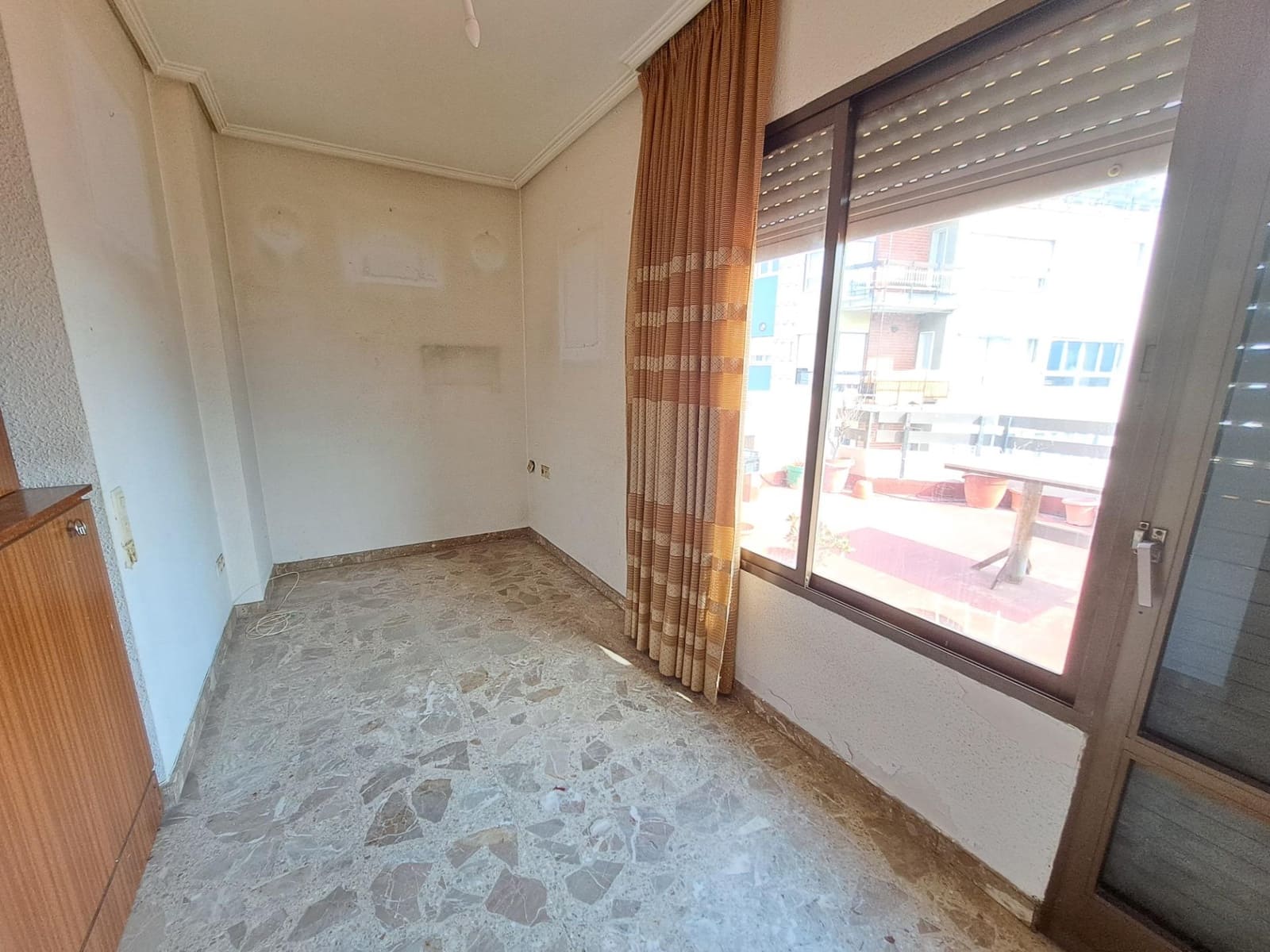 5 soveværelse Penthouse til salg i Carcaixent med garage - € 250.000 (Ref: 8327707)