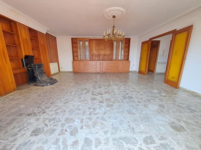 5 slaapkamer Penthouse te koop in Carcaixent met garage - € 250.000 (Ref: 8327707)