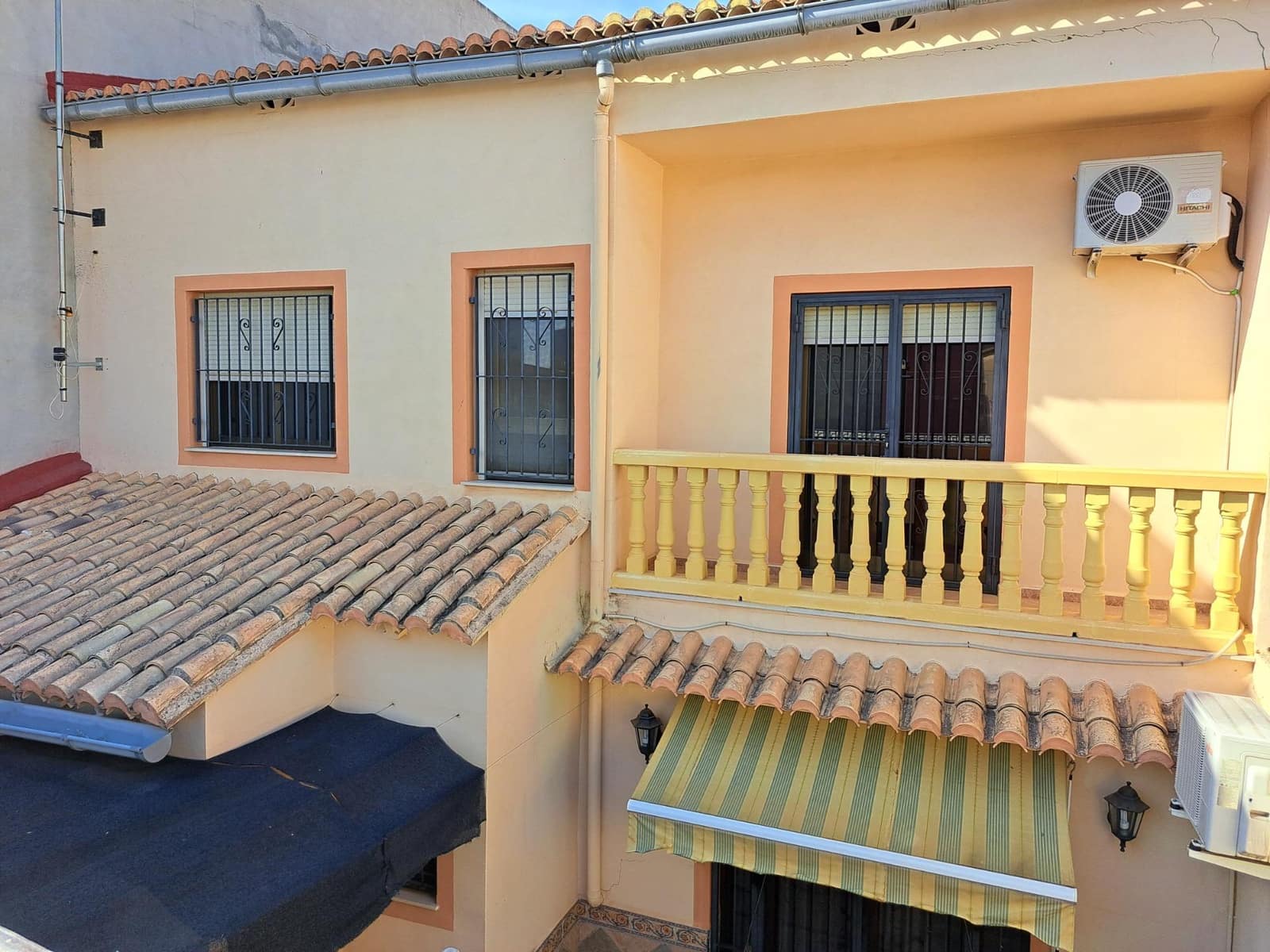 4 soveværelse Byhus til salg i Rafelguaraf med garage - € 260.000 (Ref: 8339972)