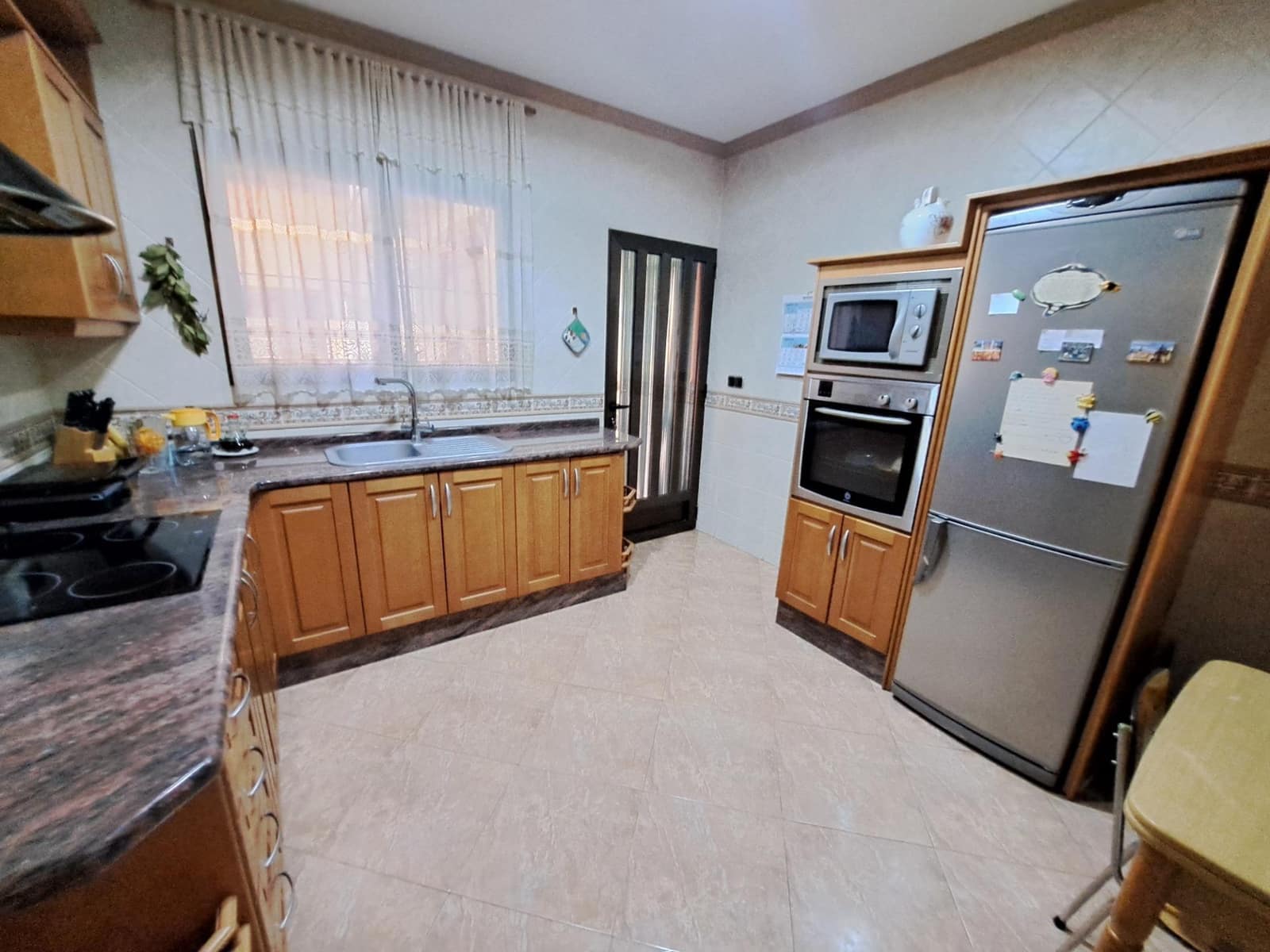 4 soveværelse Byhus til salg i Rafelguaraf med garage - € 260.000 (Ref: 8339972)