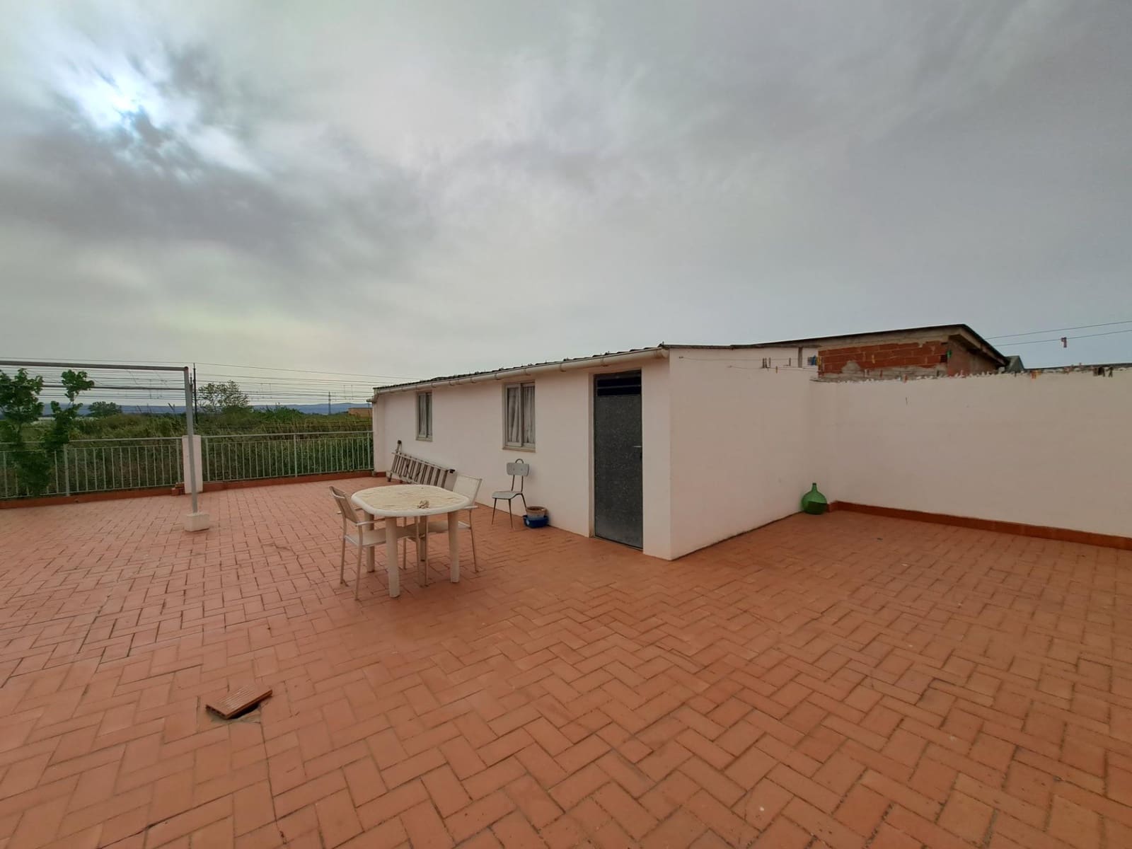 4 soveværelse Villa til salg i Carcaixent med garage - € 250.000 (Ref: 8354179)