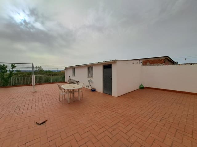 Chalet de 4 habitaciones en Carcaixent en venta con garaje - 250.000 € (Ref: 8354179)